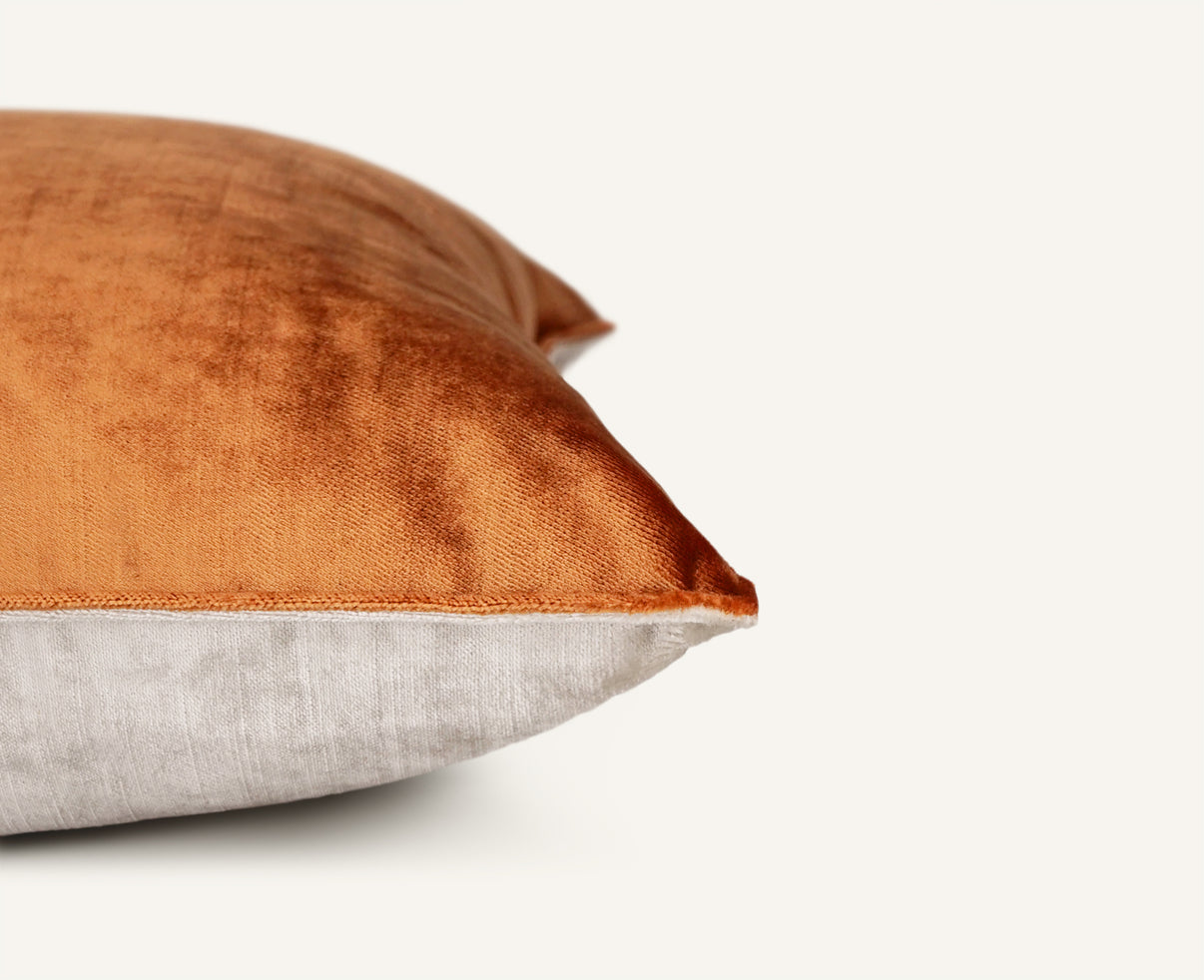 Fancy-Pants 24"×24" Side View || Marmalade