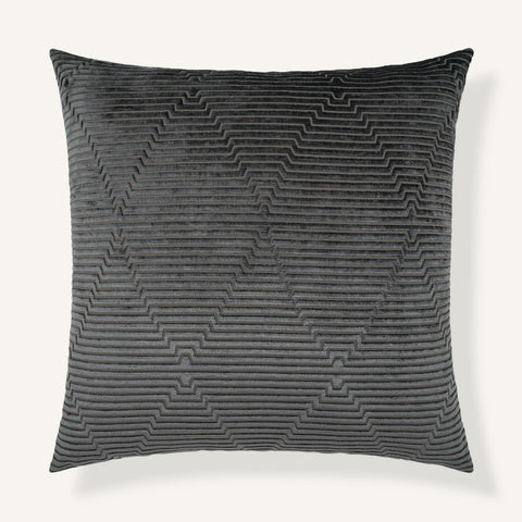 Plaza 24"×24" Front View || Thunder