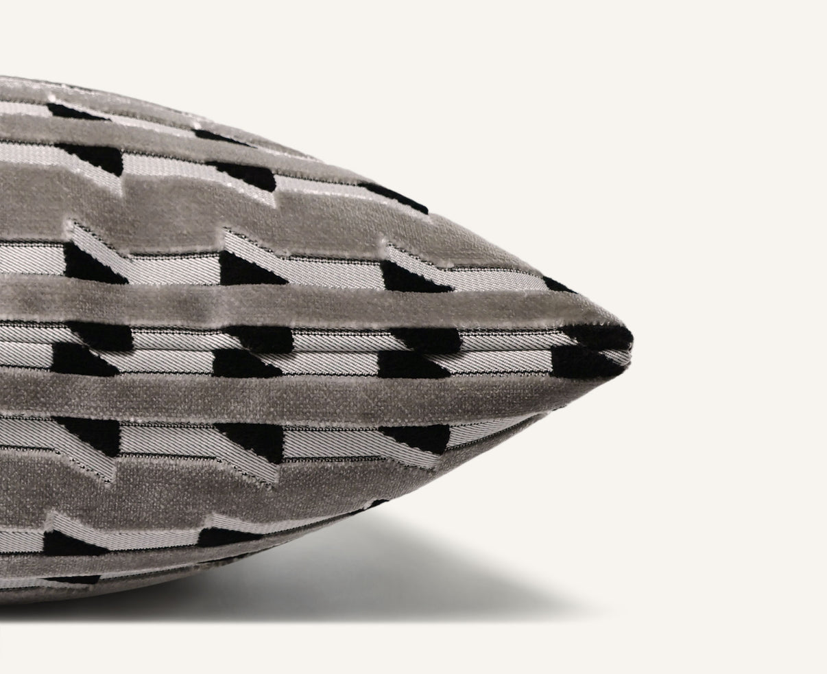 Soiree 22"×22" Side View || Chrome