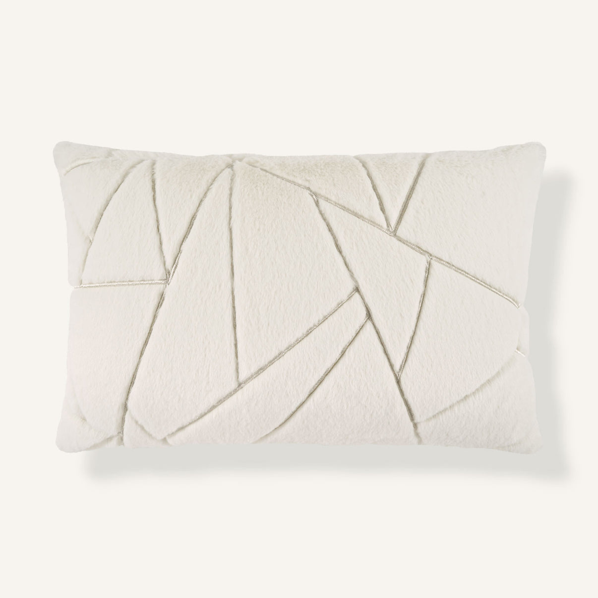 Moira 14"×22" Front View || Cream