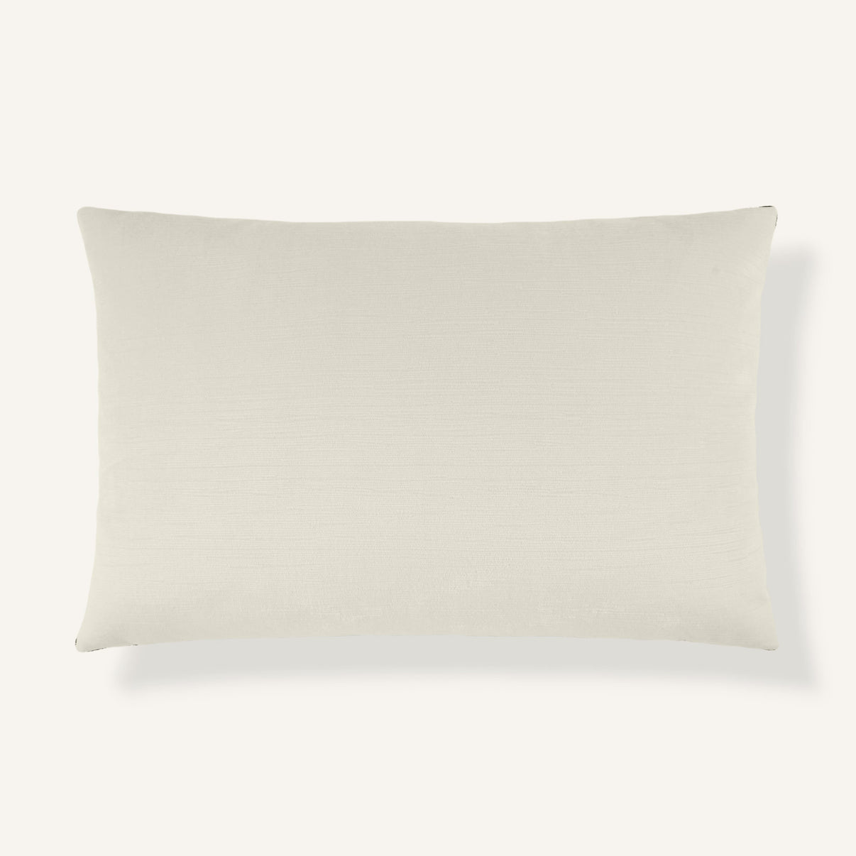 Alaia II 14"×22" Back View || Onyx