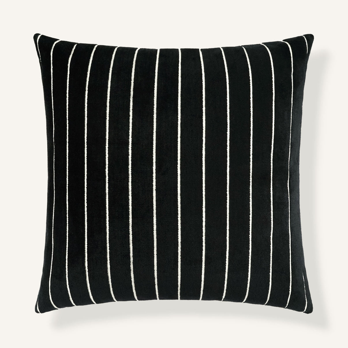 Landyn 24"×24" Front View || Ebony