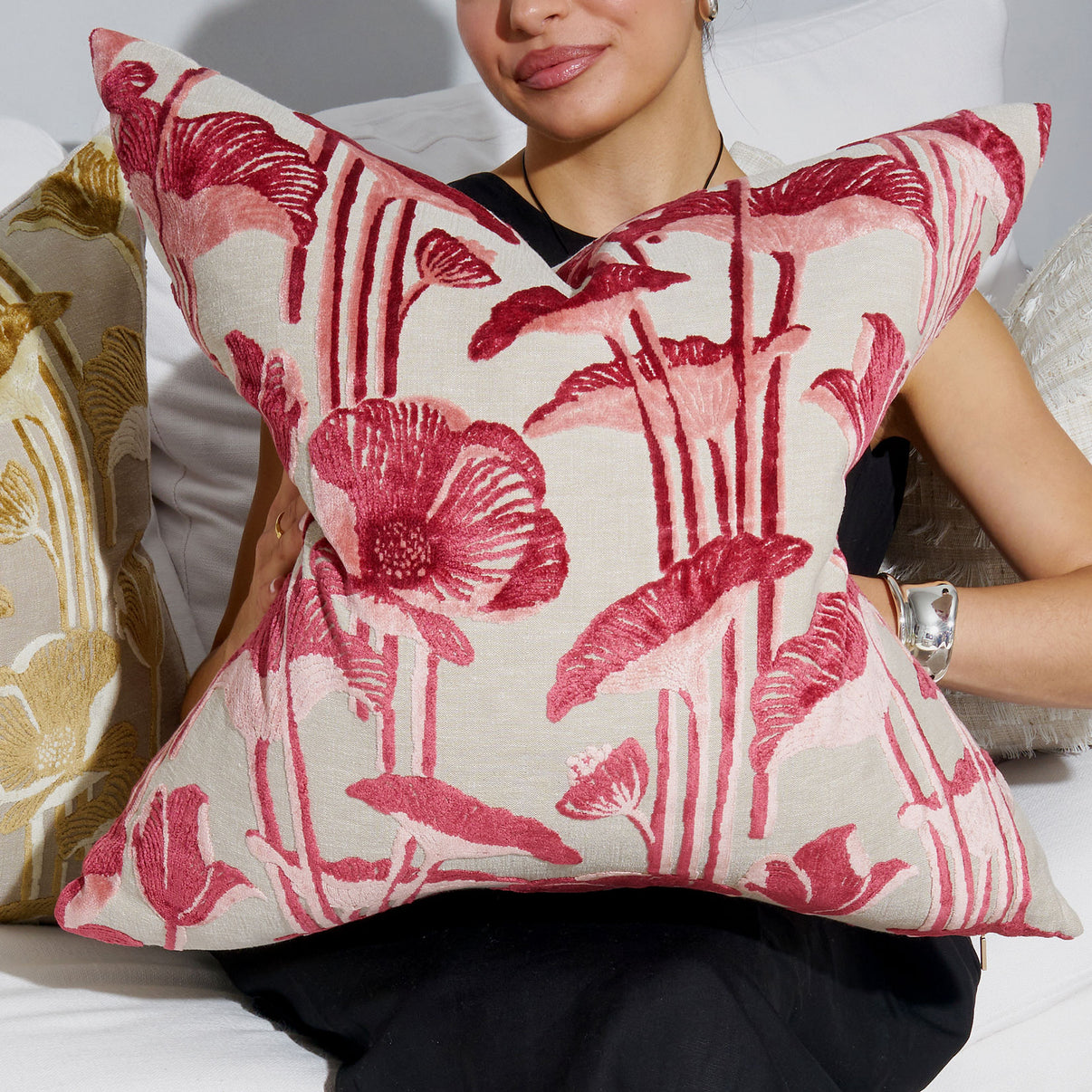 Amara 24"×24" || Petal