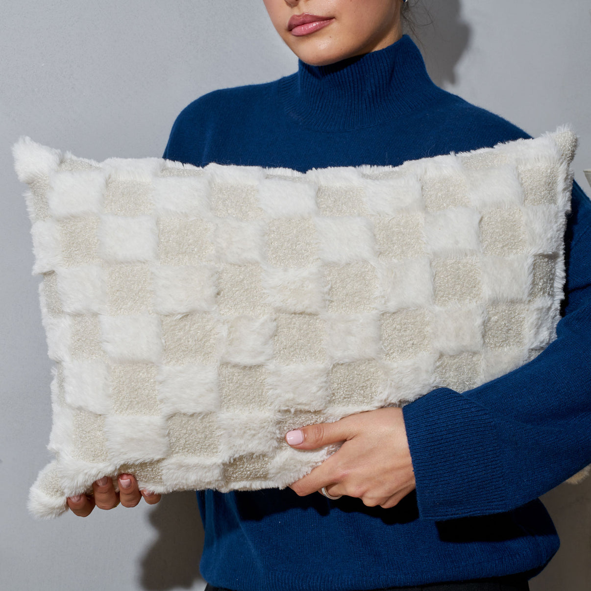 Checkmate 14"×22" || Ivory