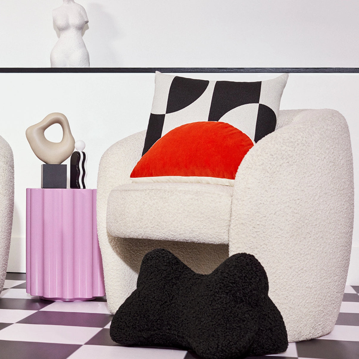 Luna/Oriole On Fuzzy Couch