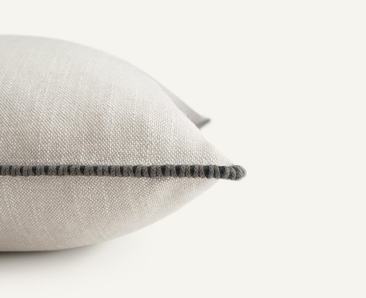 St. Barts 24"×24" Side View || Black