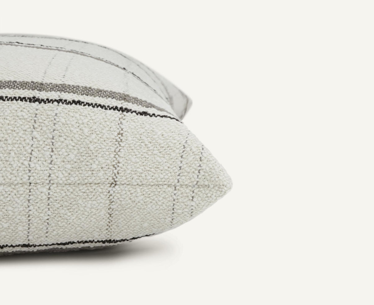 Wooly 24"×24" Side View || Cotton