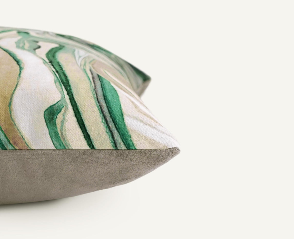 Urals 22"×22" Side View || Emerald