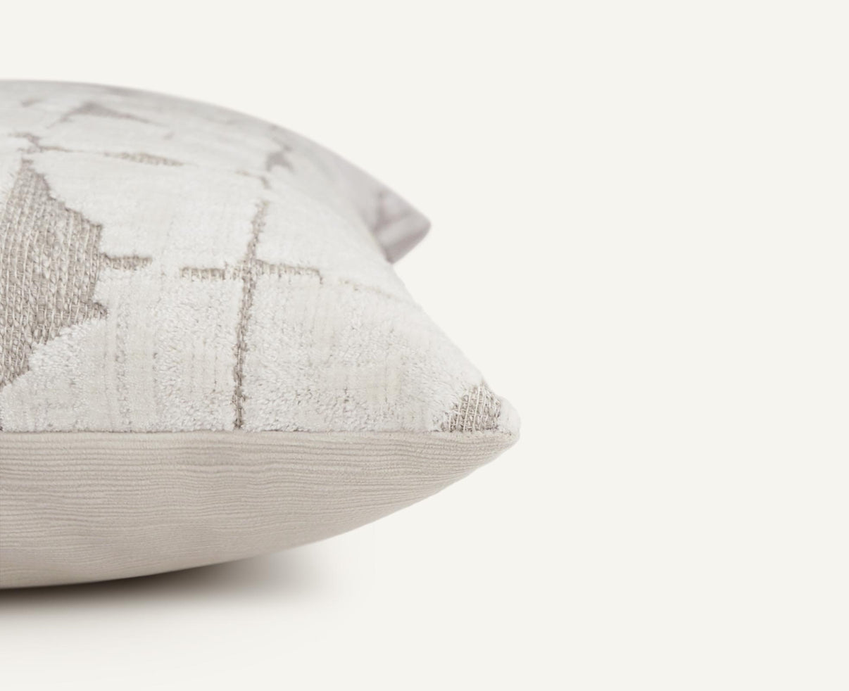 Worldly 22"×22" Side View || Pearl