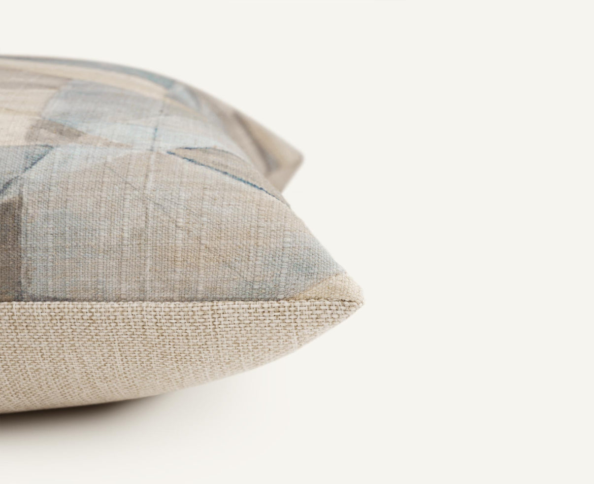 Neapolitan 22"×22" Side View || Celeste