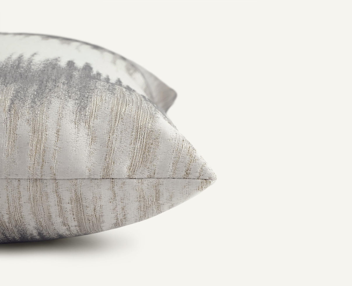 Astoria 24"×24" Side View || Platinum