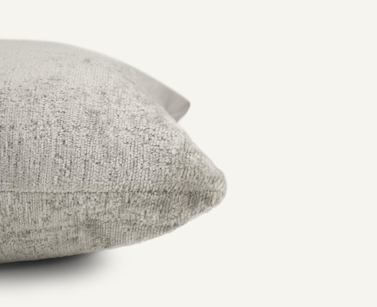 Dover 24"×24" Side View || Platinum