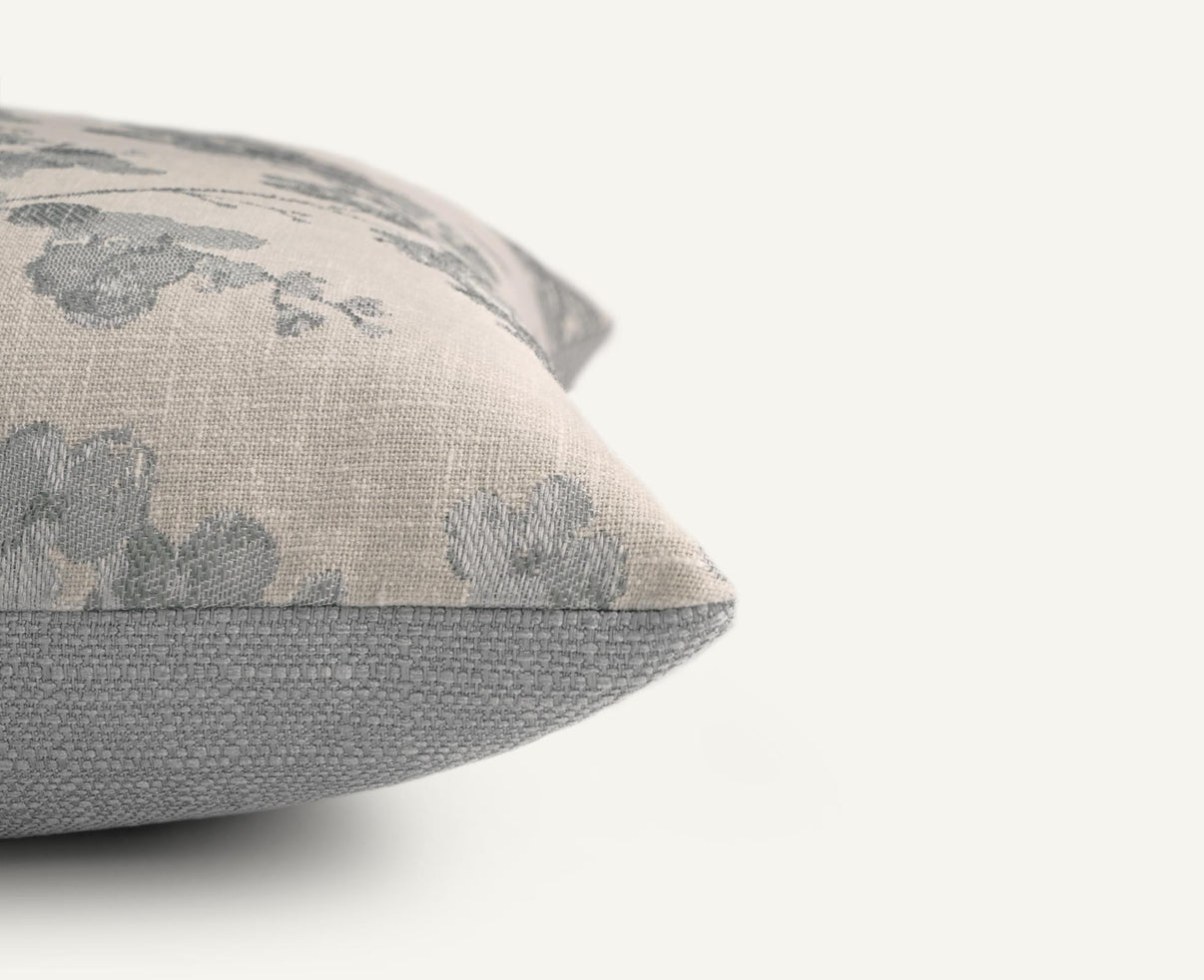 Penelope 22"×22" Side View || Platinum