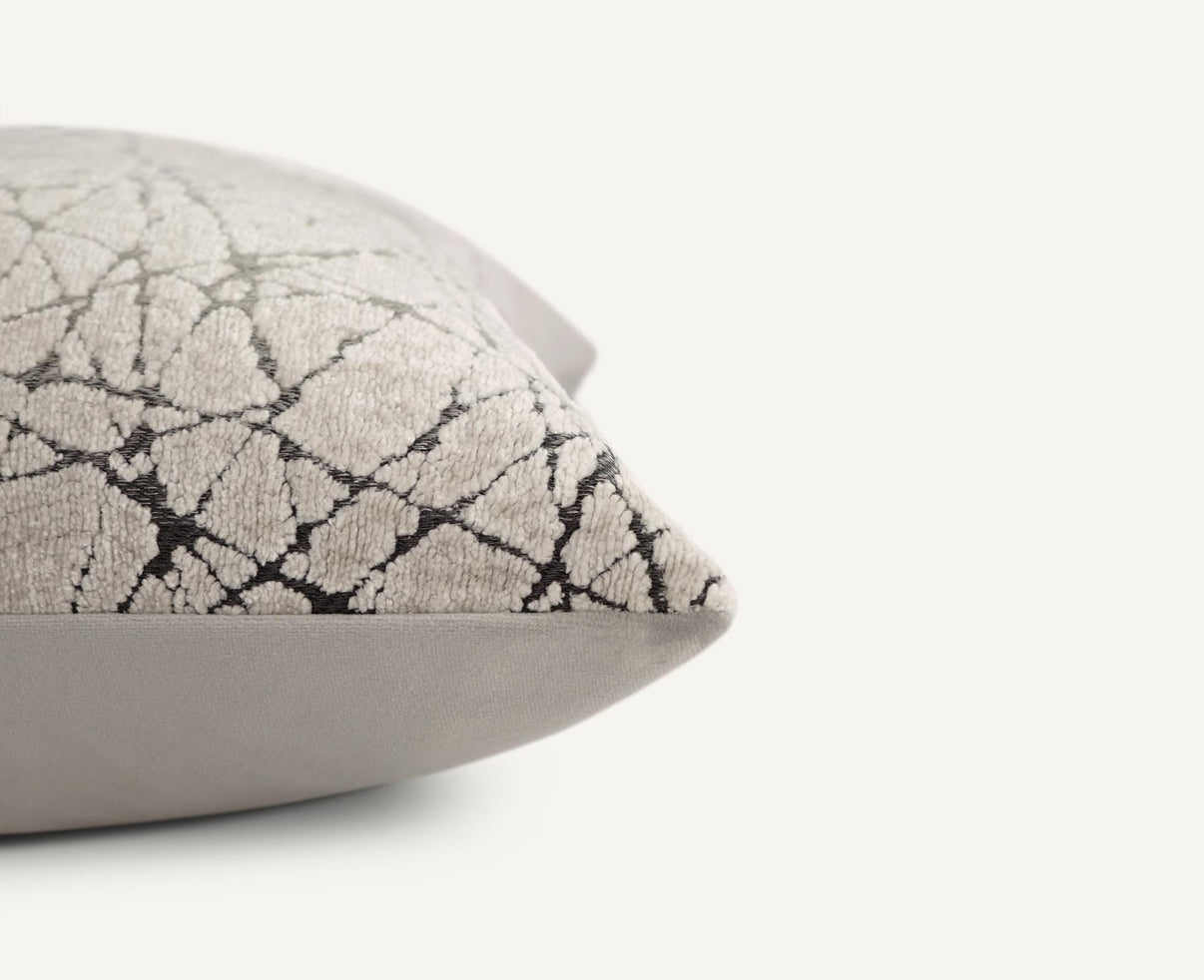 Cutting In 24"×24" Side View || Ivory