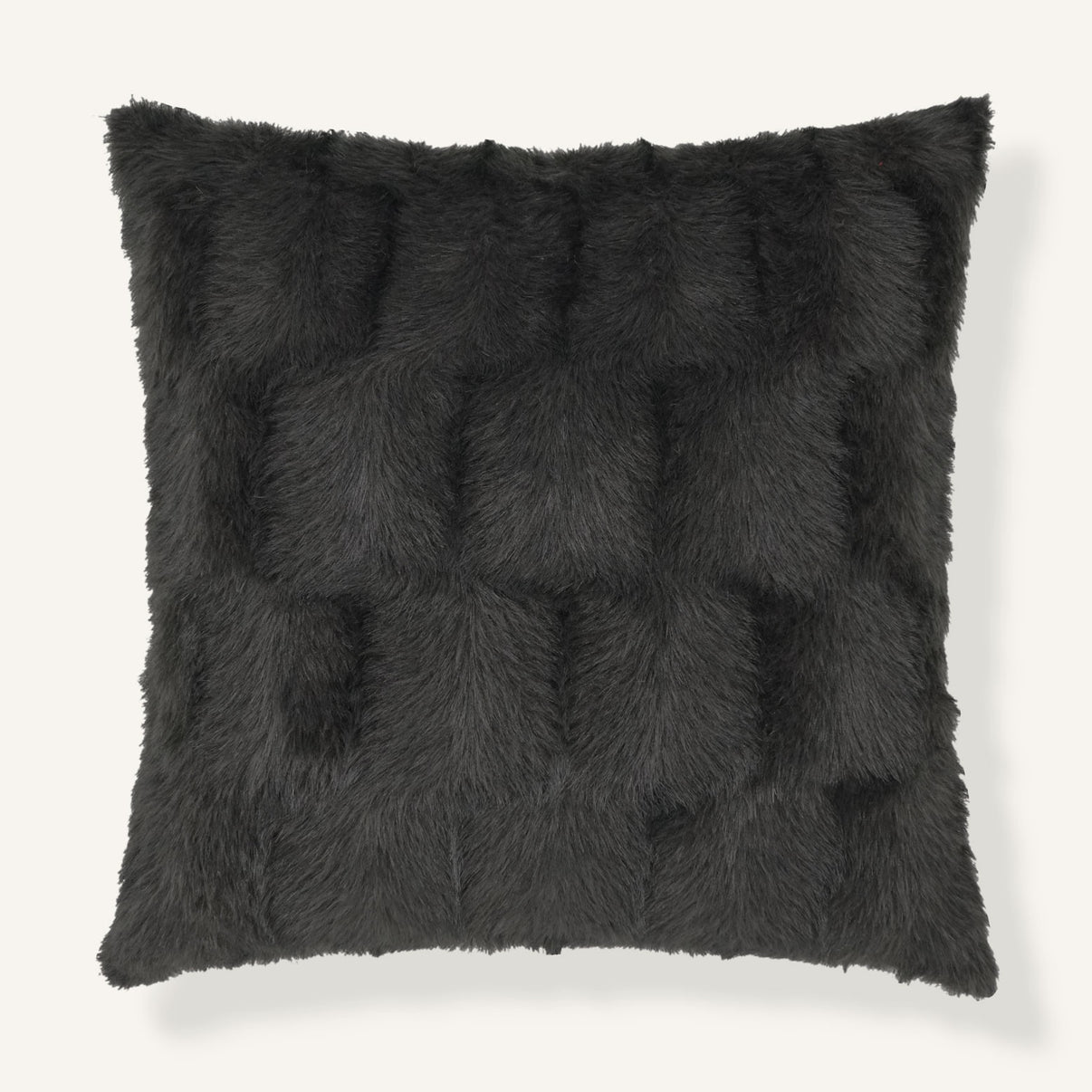 Pelliccia 22"×22" Front View || Ebony