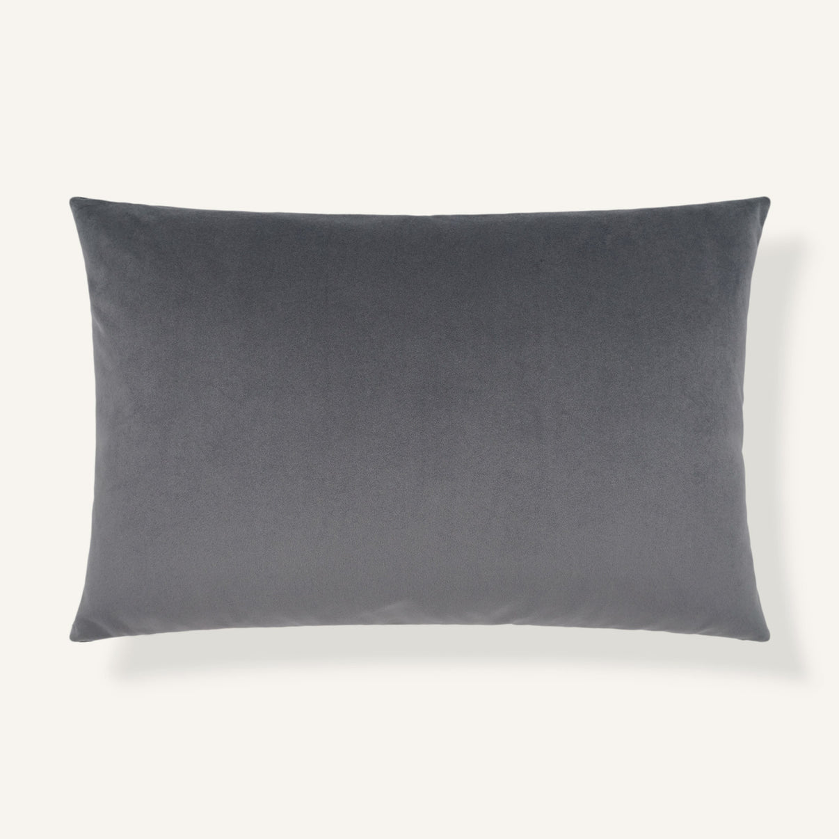 Lulu 14"×22" Back View || Anthracite
