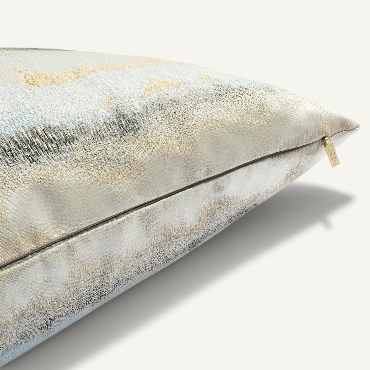 Moonstone 22"×22" Side View || Horizon