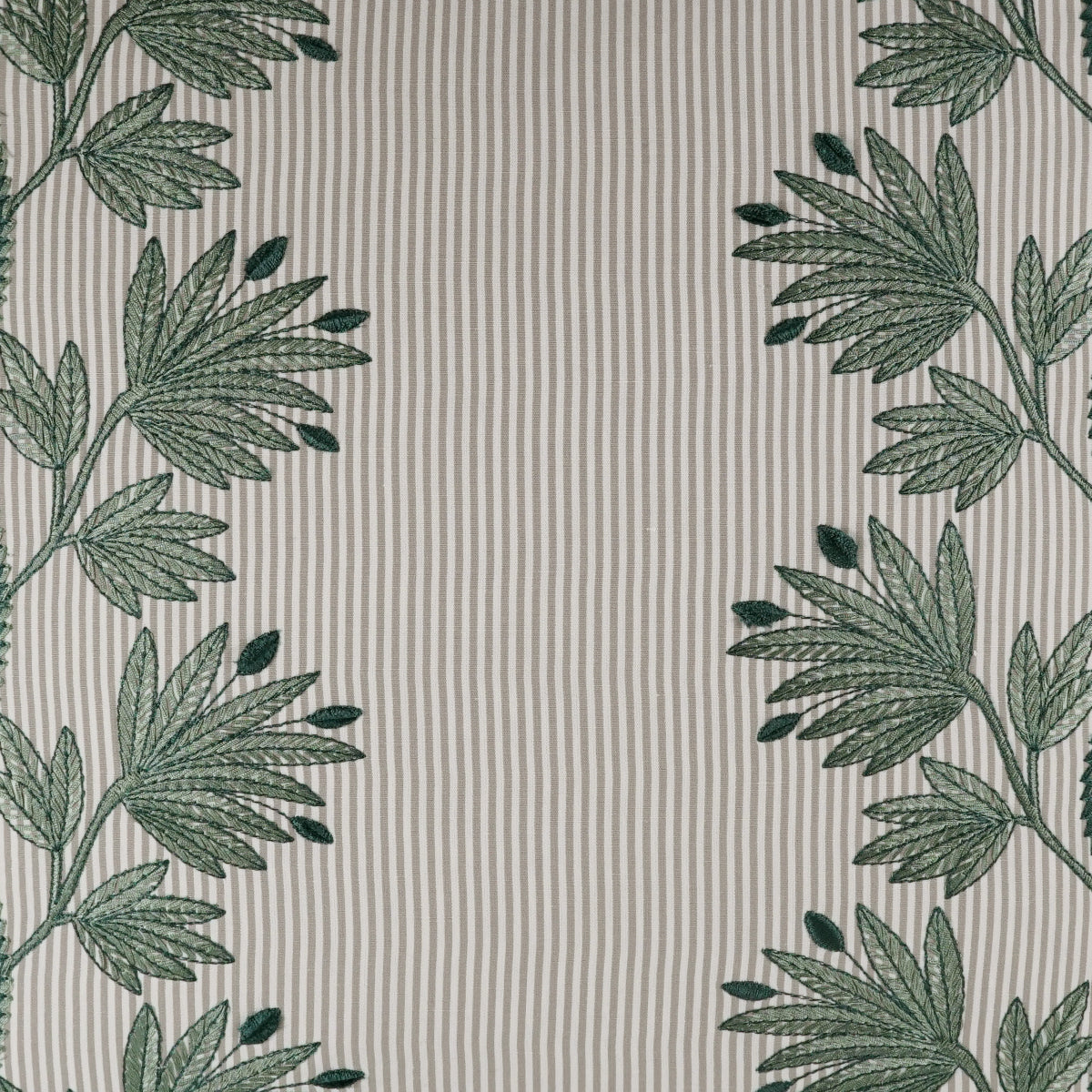 Villa Swatch / Juniper