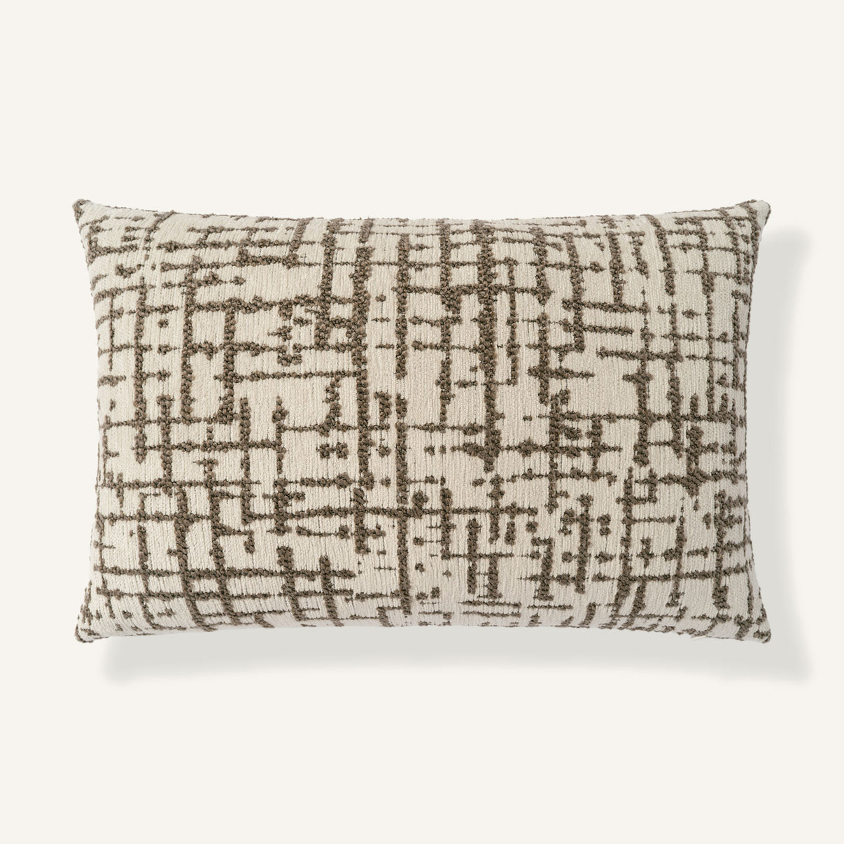 Thatch 14"×22" Front View || Driftwood