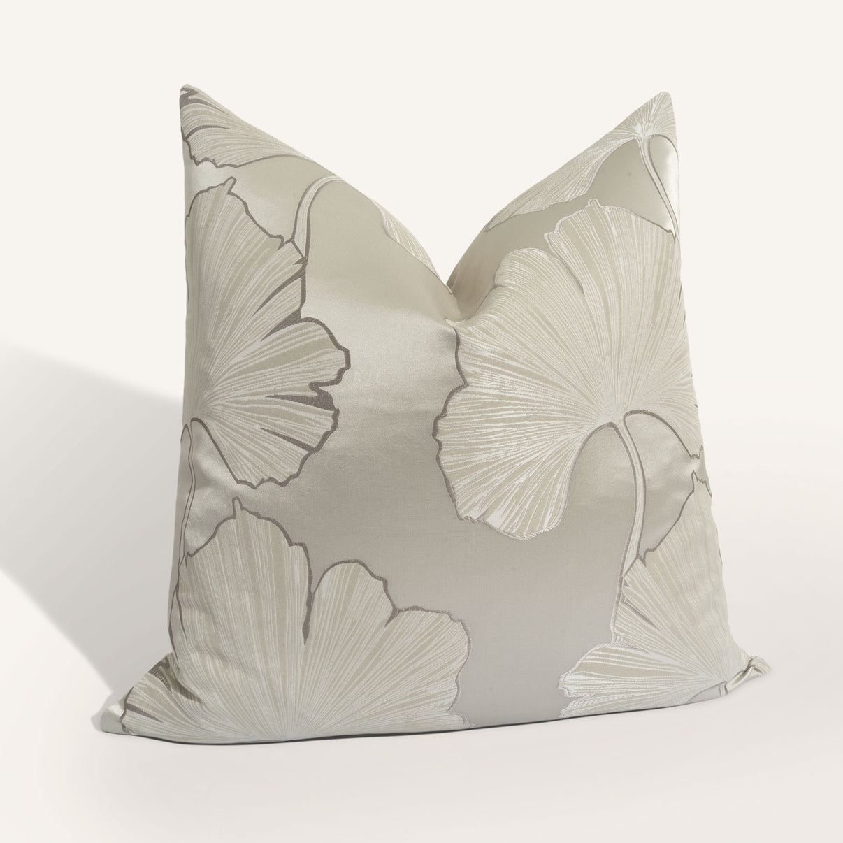 Lady Ginkgo 24"×24" Tilt View || Platinum