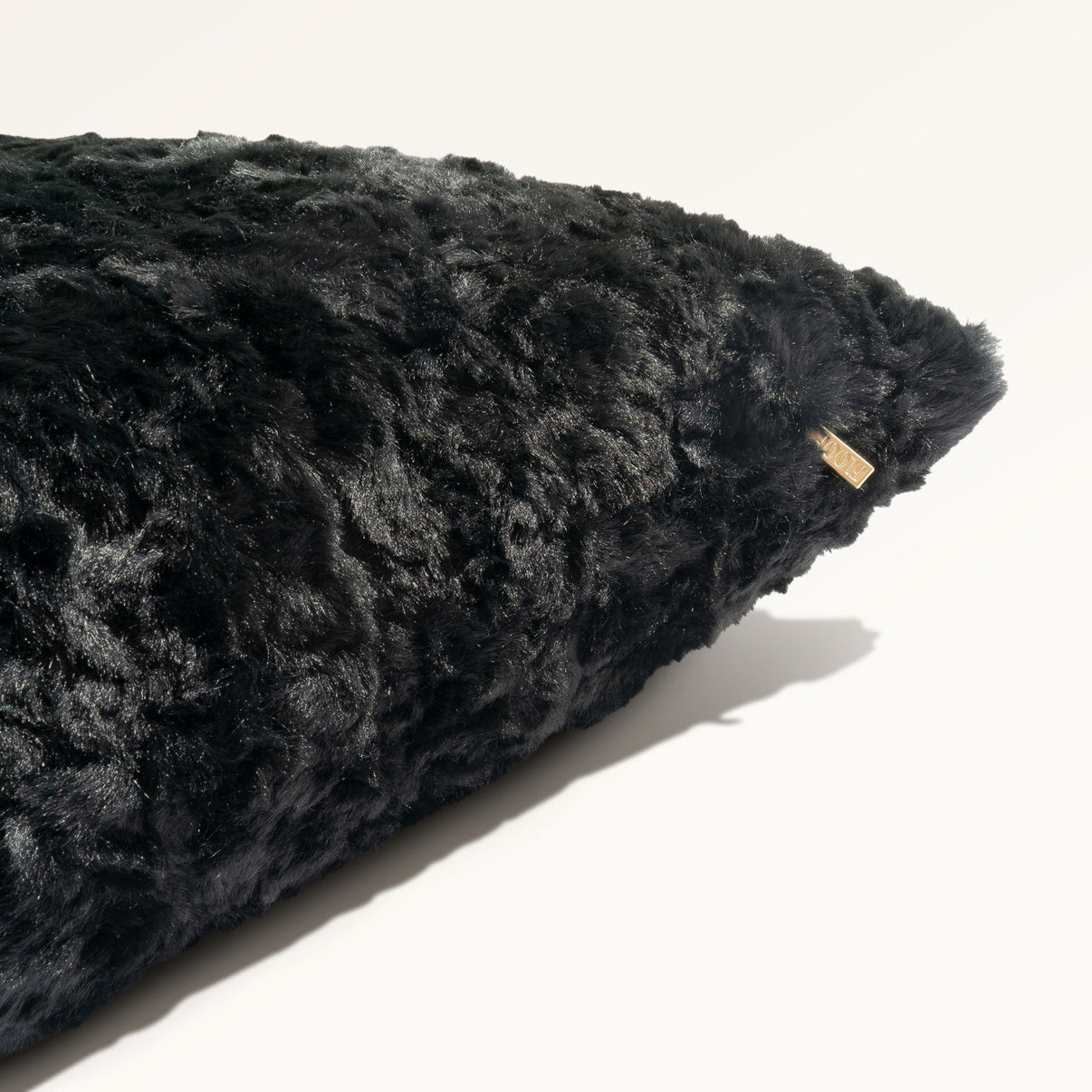 Lapine 22"×22" Side View || Black