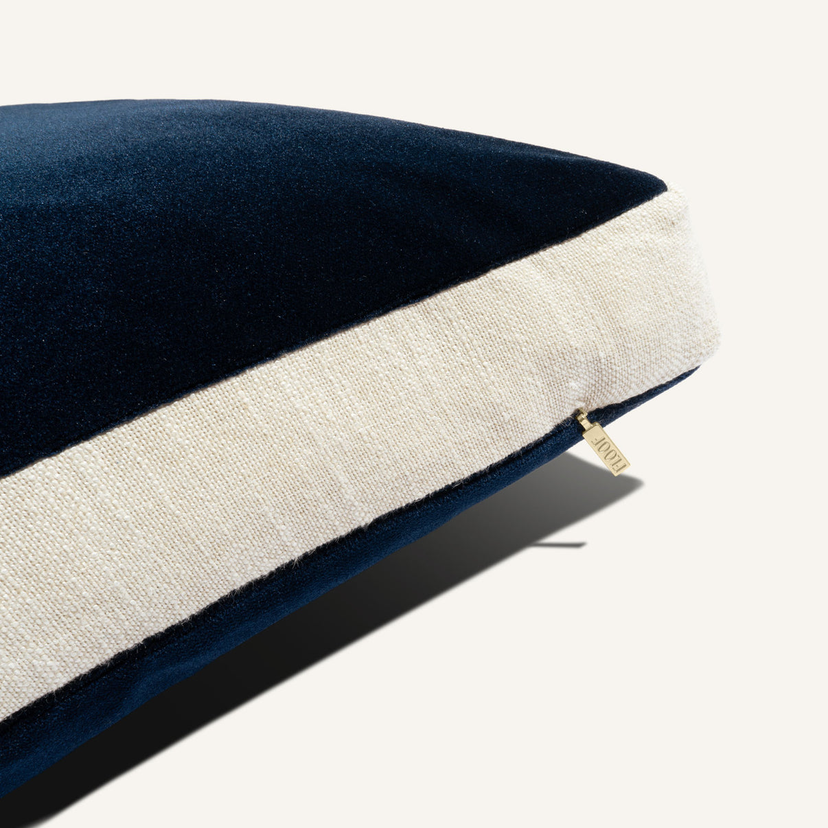 Soft Spoken Box 22"×22" Side View || Navy